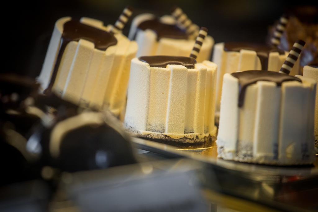 Erzsebet Nagy Szalloda Paks Exteriör bild